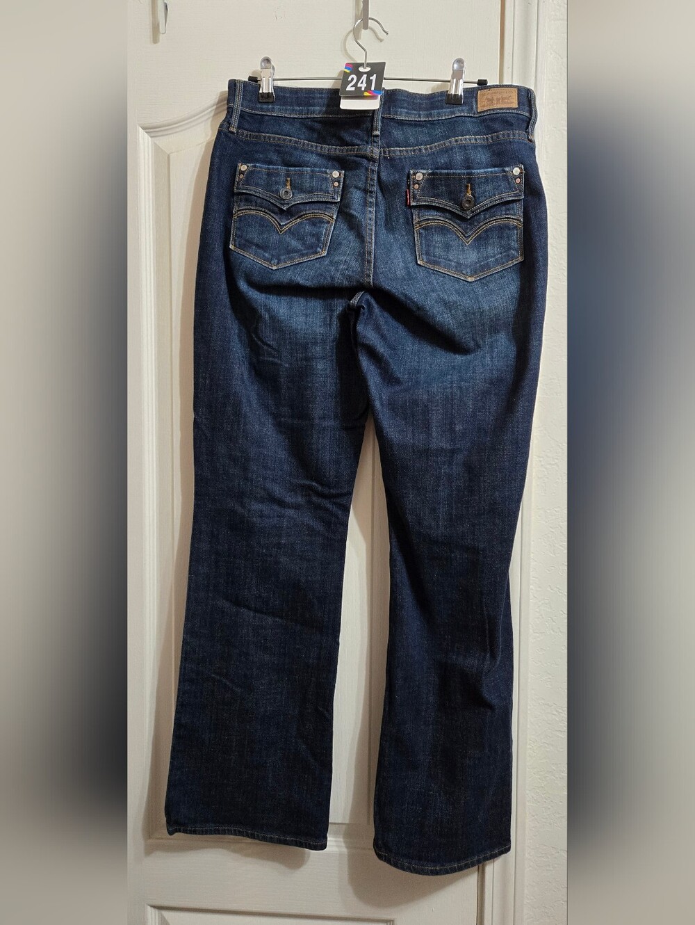 #241 Pre-Loved Levi's Perfect Waist 525 Bootcut Jeans - Picture 6 of 6
